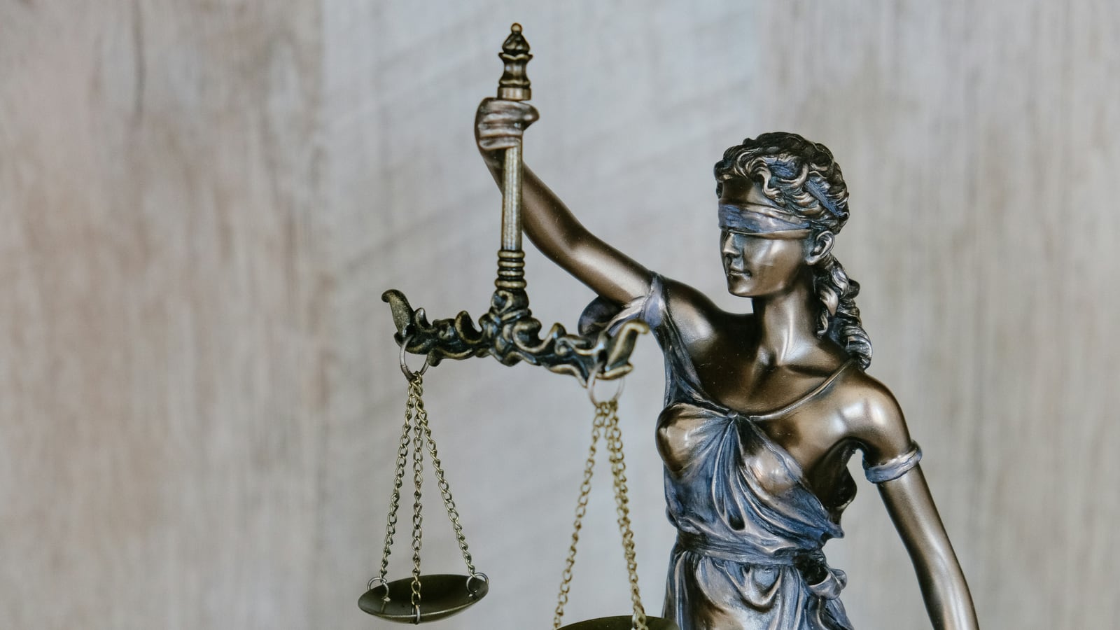 Legal Counsel AI agent tile: Accelerate legal workflows for contract reviews, NDA, and risk assessments.